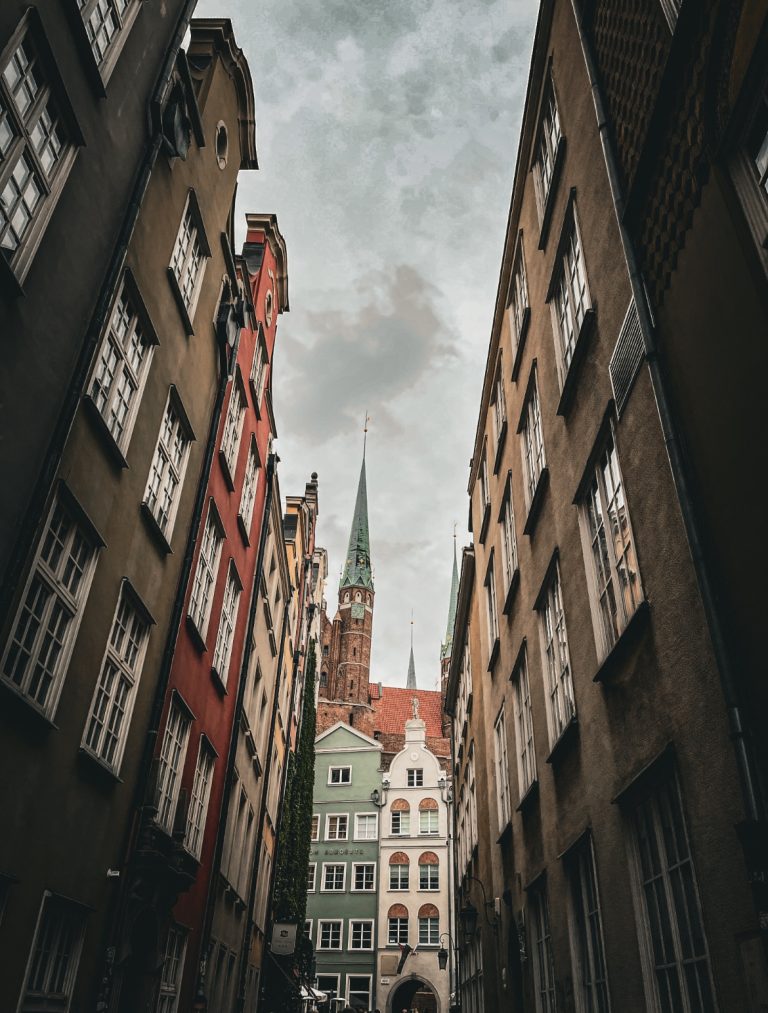 Street photo in Gdańsk, Poland by Dagna Wewiórska
