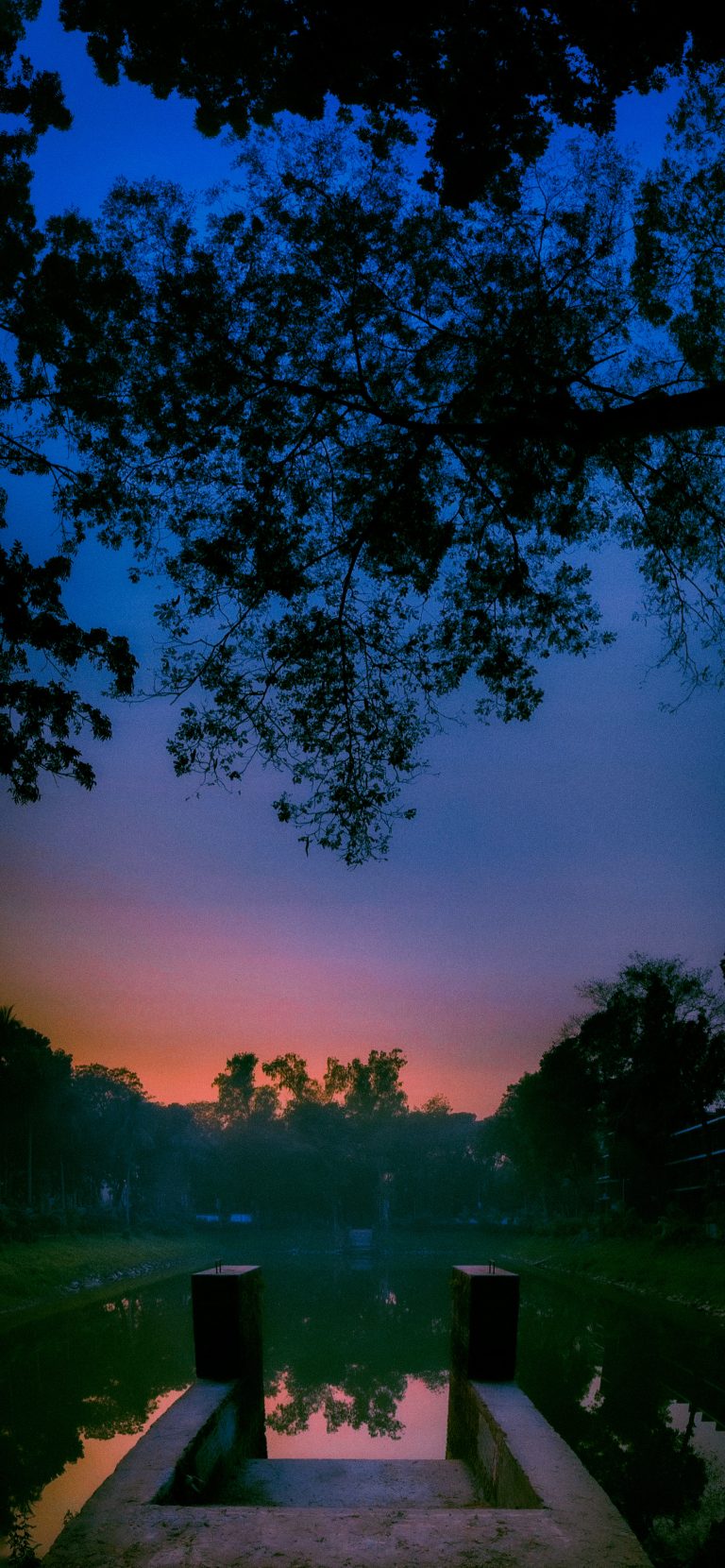 Street photo in Rangpur, Bangladesh by Raian Jihad