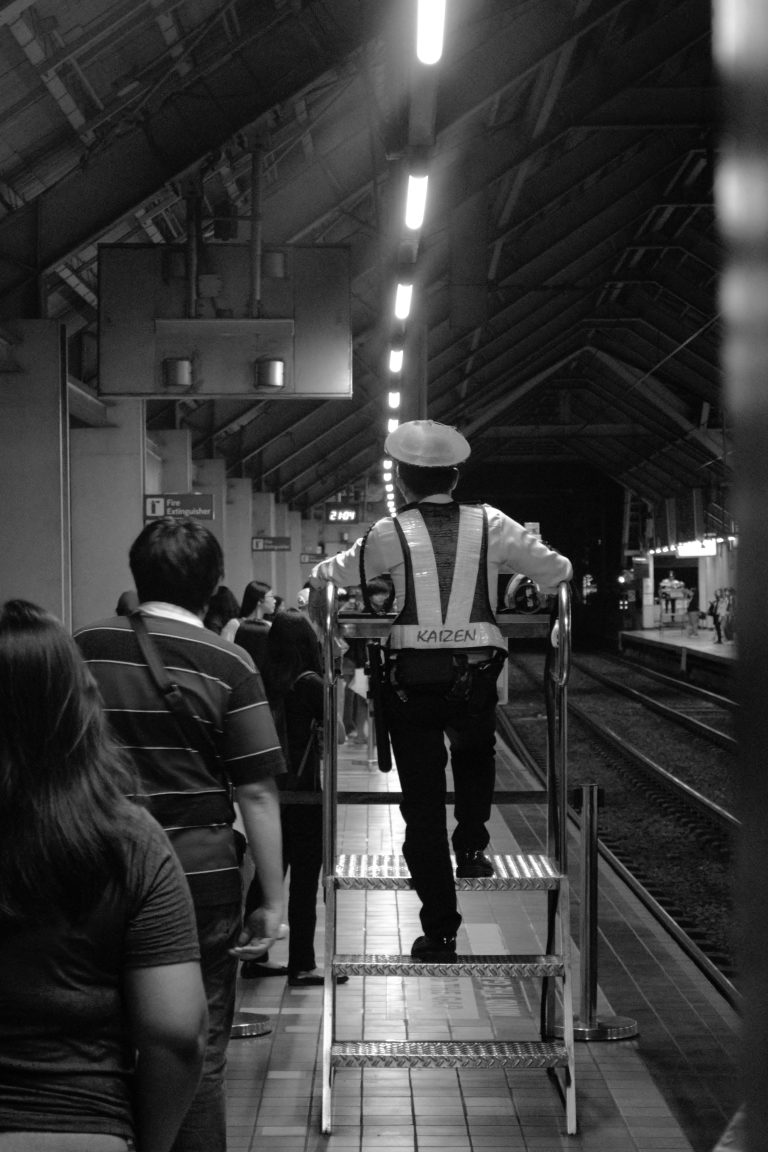 Photo by Aries Aliwalas