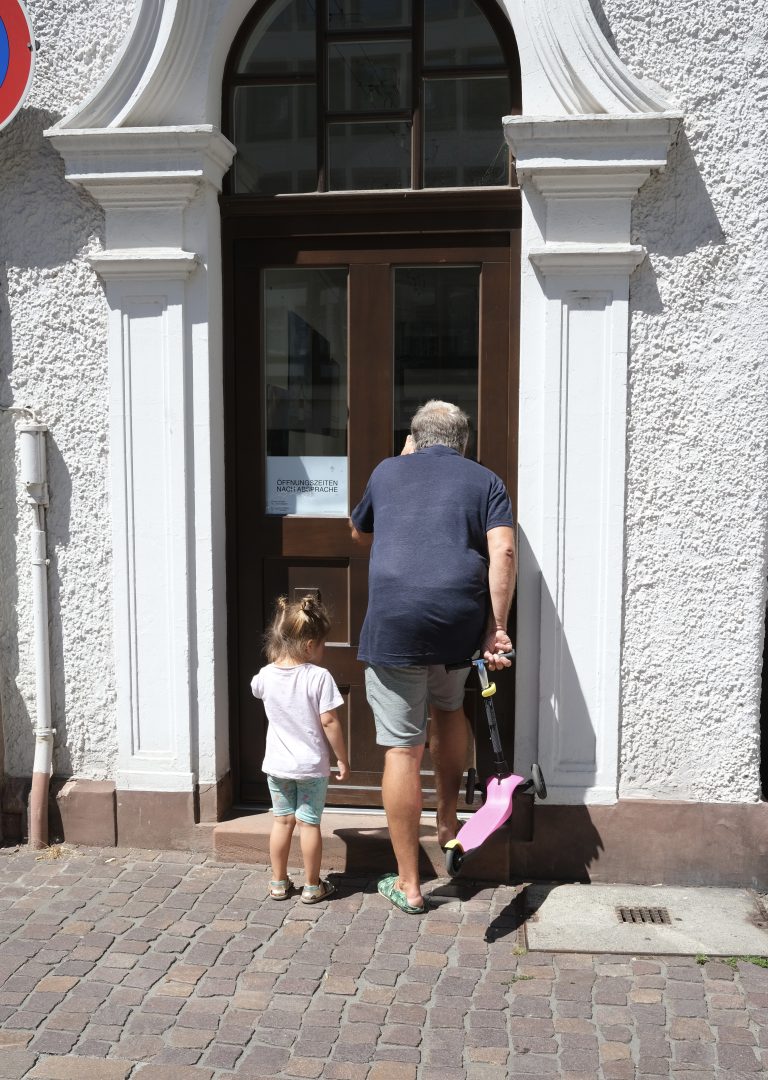 Street photo in Heidelberg, Germany by Melanie Maier
