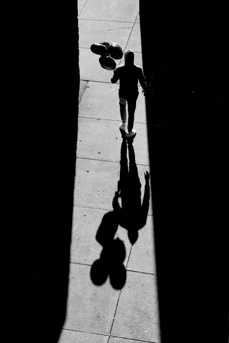 Street photo in Rutherford, United States by Kurt Slater