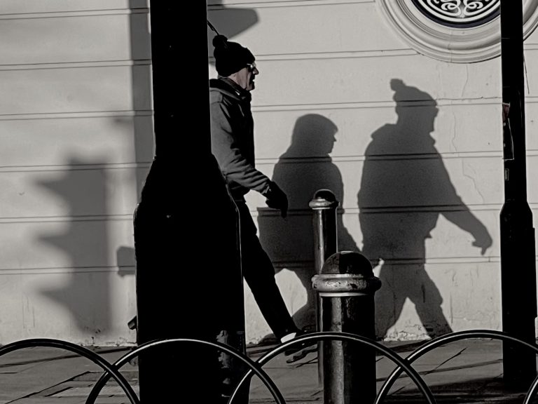Street photo in Royal Leamington Spa, United Kingdom by Nicky Stevenson