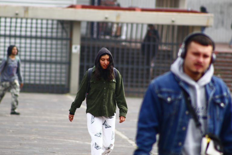 Street photo in Mexico City, Mexico by Luis Ibarra