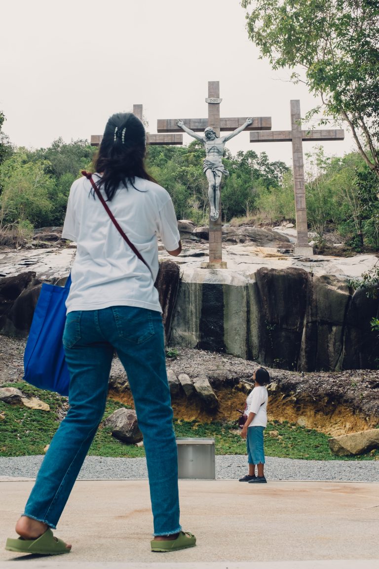 Street photo in Sungai Liat, Indonesia by Yogie Orientama