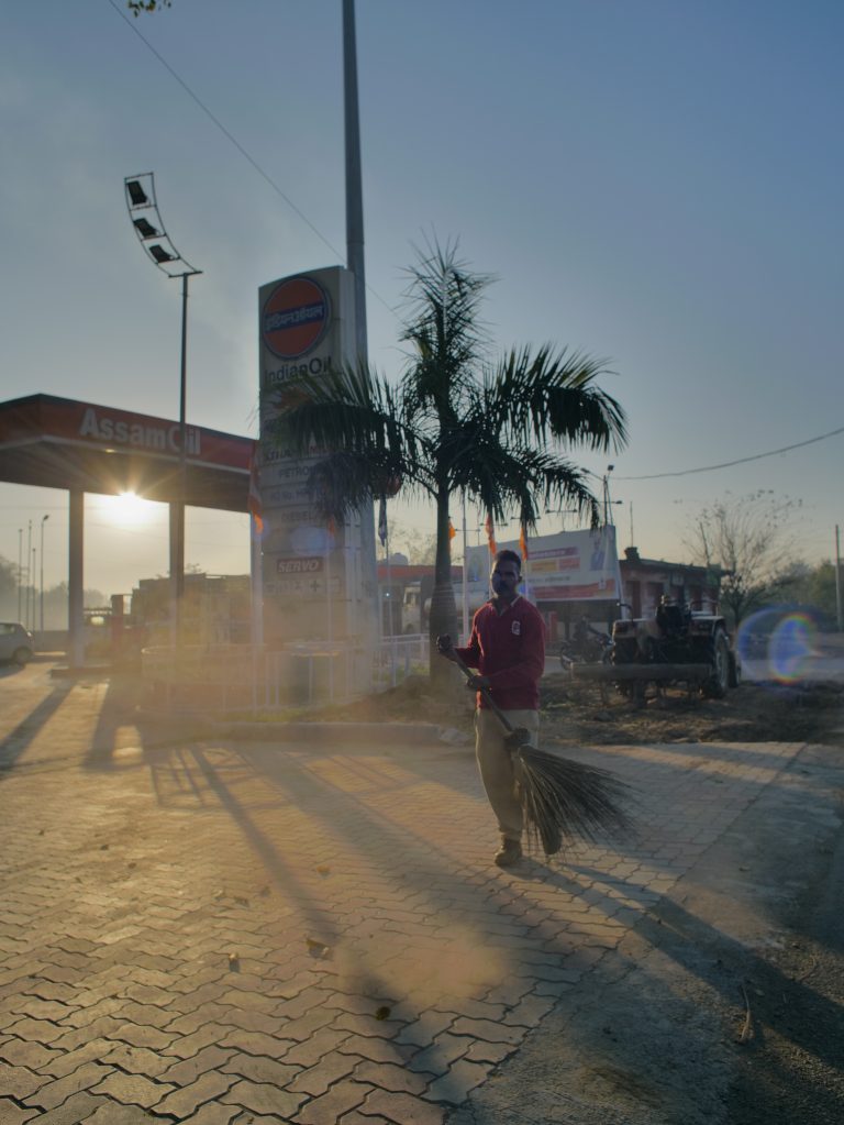 Street photo in Nurpur, India by Vadiraj Mathad
