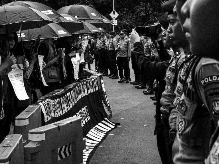 Street photo in Jl. Medan Merdeka Utara, Indonesia by Peaceuall ℗
