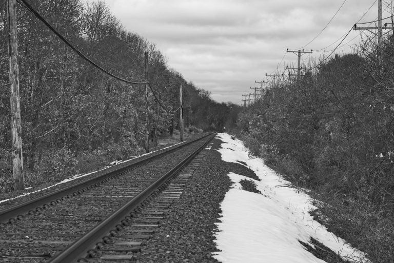 Street photo in Moriches, United States by Eric Carrion