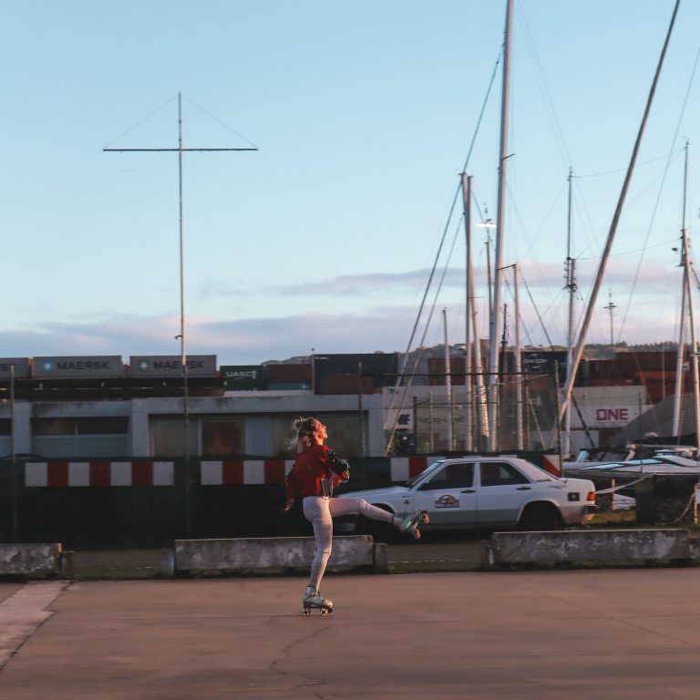 Street photo in Lisbon, Portugal by Edgar Silva