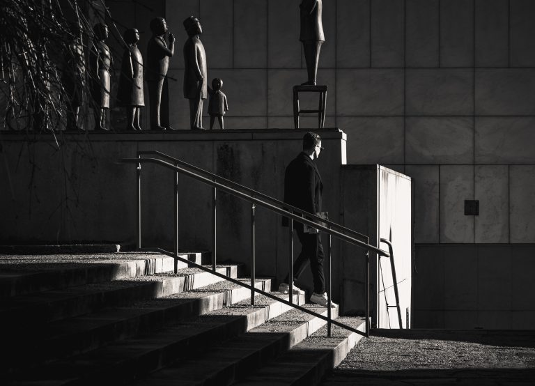 Street photo in Borås, Sweden by Kamil Svitak