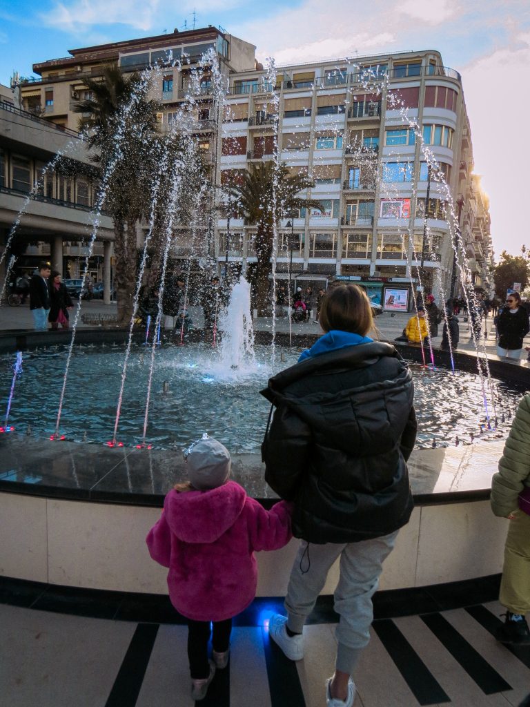 Street photo in Pescara, Italy by Javier Aleuanlli