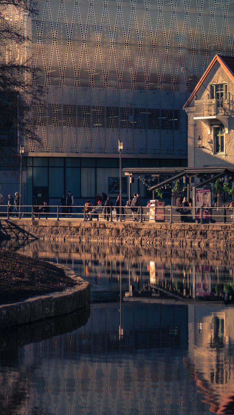 Street photo in Borås, Sweden by Kamil Svitak