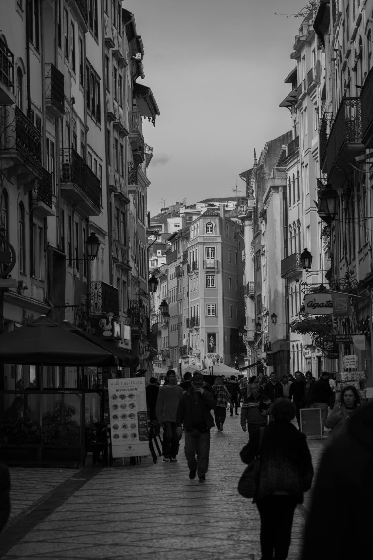 Photo by Valério Carvalho