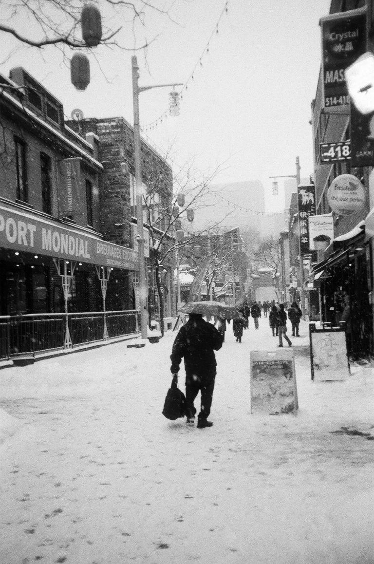 Street photo in Canada by Juliette Doan