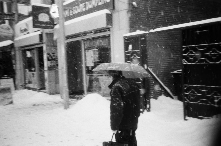 Street photo in Canada by Juliette Doan