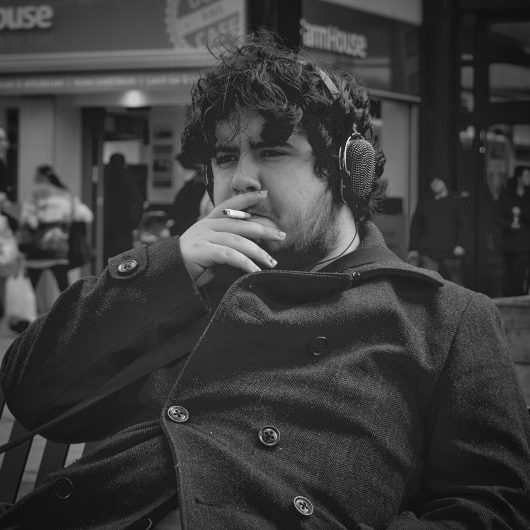 Street photo in Gloucester, United Kingdom by Arlo Knox