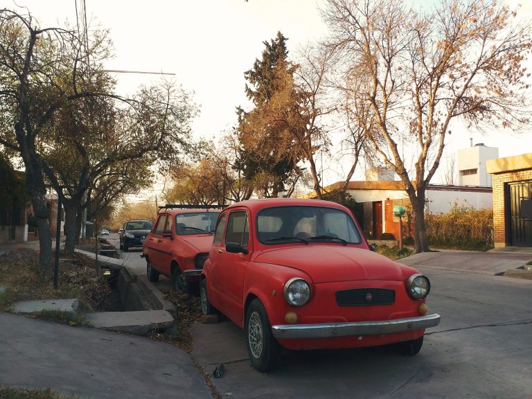 Street photo in Mendoza, Argentina by Allan Almeida