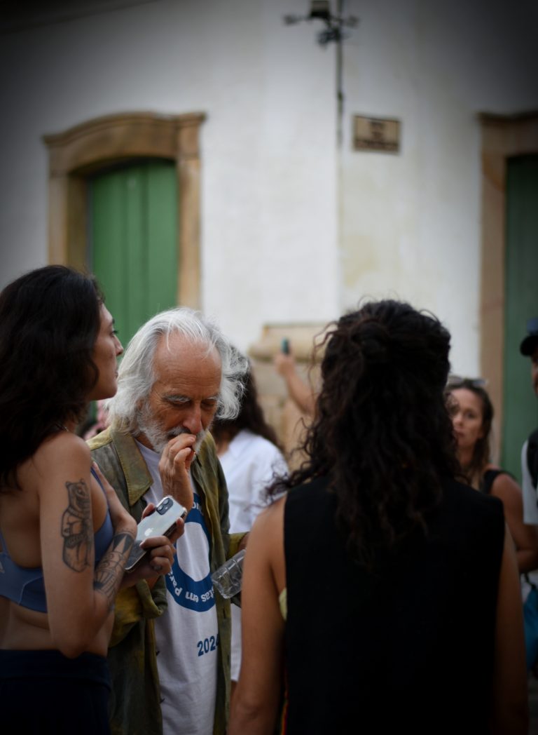Street photo in Paraty, Brazil by Rodrigo Marcotich