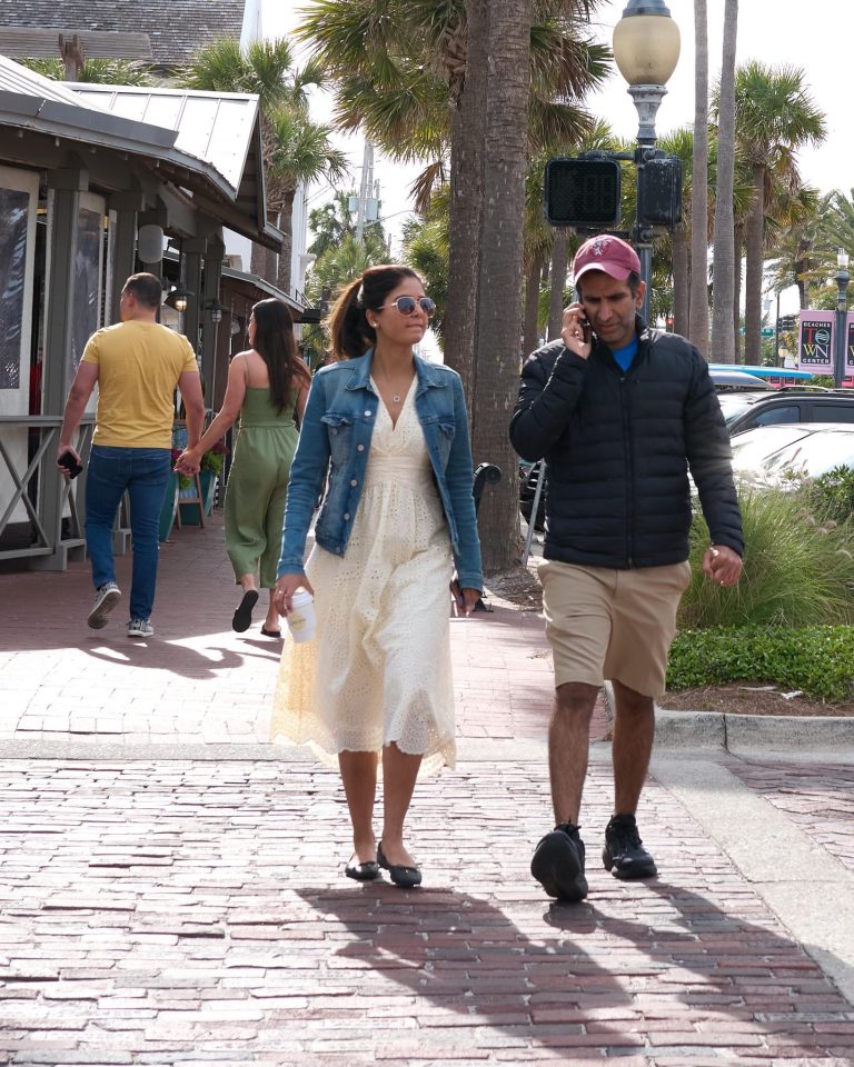 Street photo in Neptune Beach, United States by Joel Howell