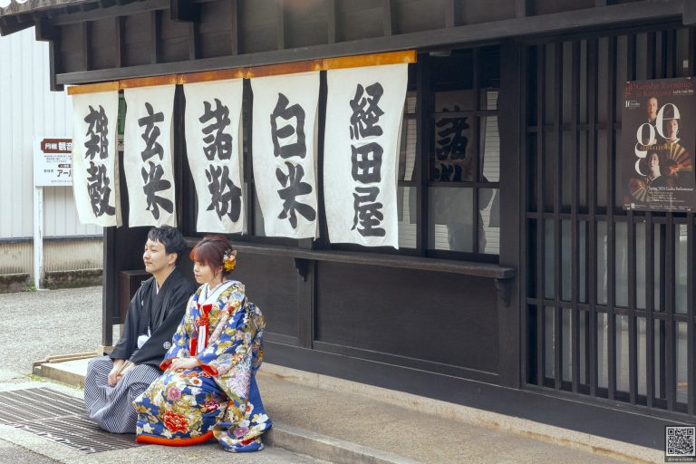 Street photo in Kanazawa, Japan by Aruna Herath