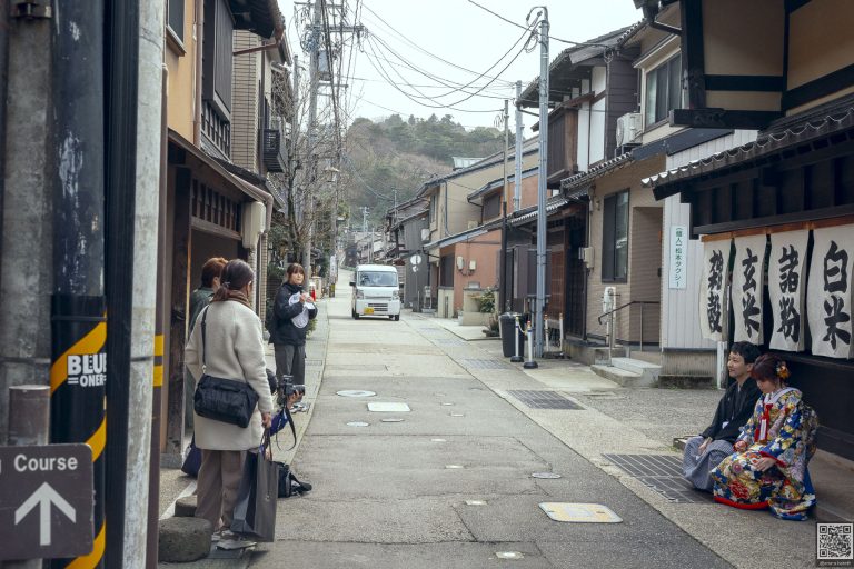 Street photo in Kanazawa, Japan by Aruna Herath
