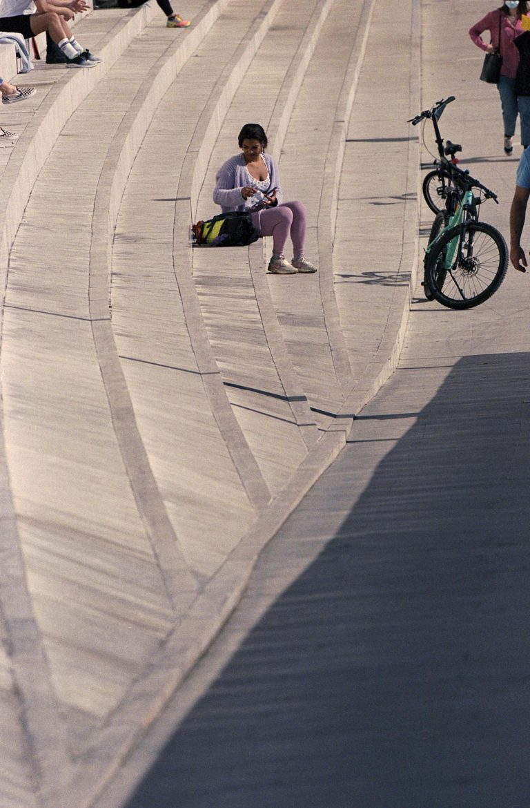 Leica R9 + Leica R 280mm 4.0 + Kodak Portra 400