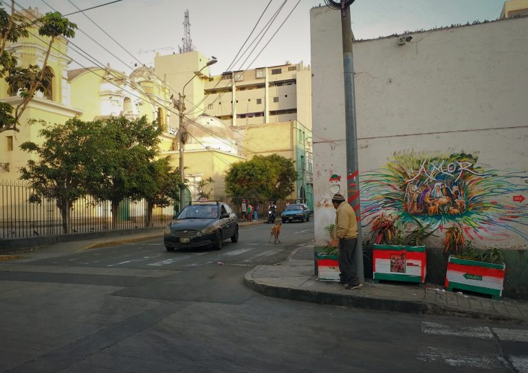 Street photo in Rimac, Peru by Allan Almeida