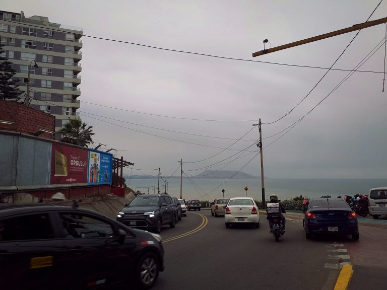 Street photo in Magdalena del Mar, Peru by Allan Almeida