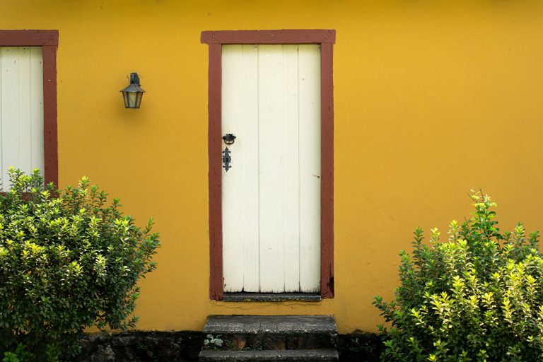 Street photo in Contagem, Brazil by João Victor