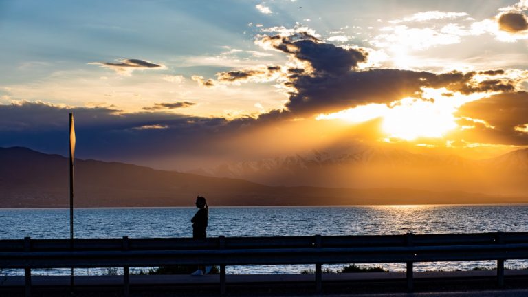 Street photo in Utah Lake, United States by Dan Lawyer