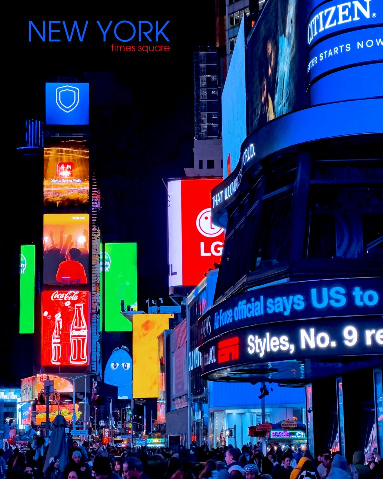 Street photo in New York, United States by Sheeyam Shellvacumar