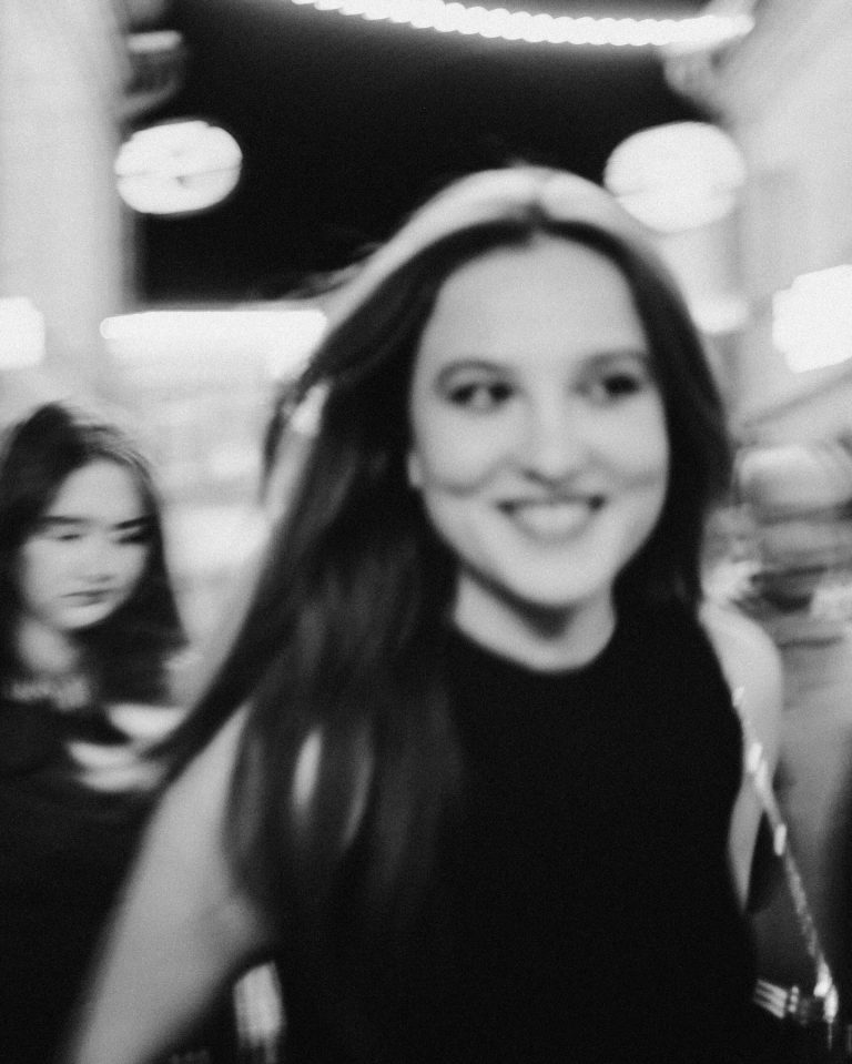 Street photo in Ufa, Russia by Stephan Nova