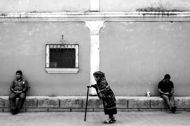 Street photo in Santa María de Jesús, Guatemala by Duncan Aitken