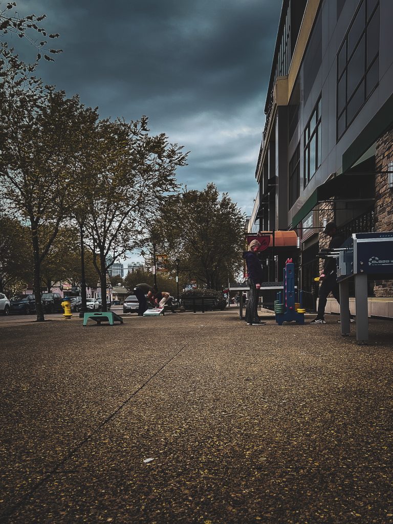 Street photo in Niagara Falls, United States by Anirban Acharya