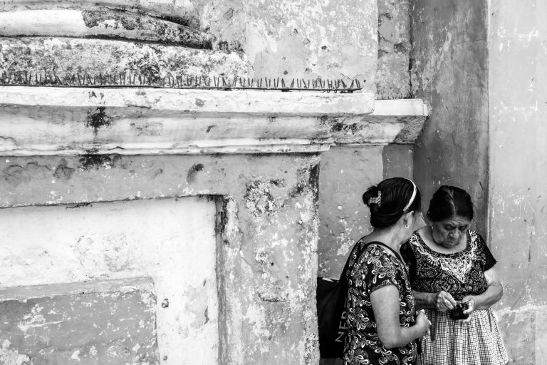 Street photo in Santa María de Jesús, Guatemala by Duncan Aitken