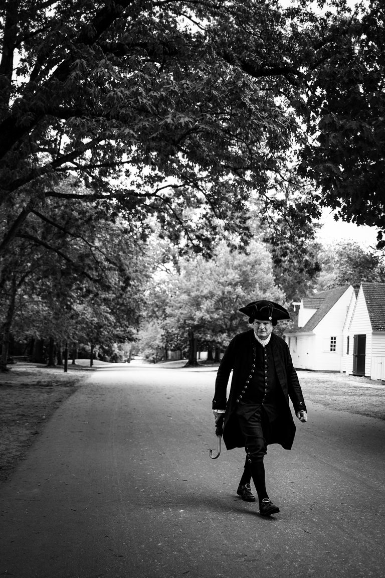 Street photo in Williamsburg, United States by Leo Crespo
