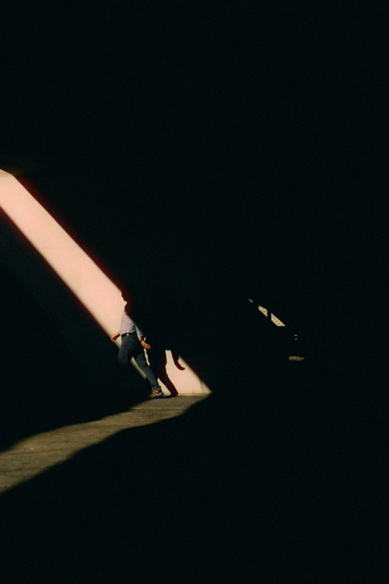 Street photo in Foster City, United States by Nicholas Chan