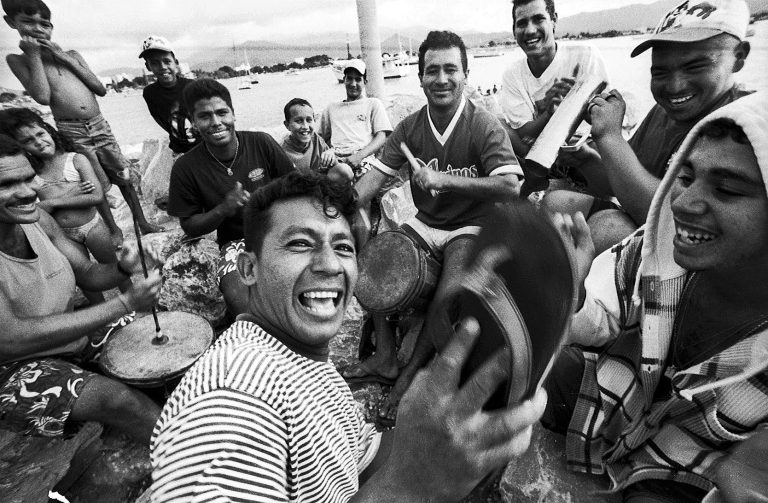 Street photo in Juangriego, Venezuela by Manuel Ricardo Pérez