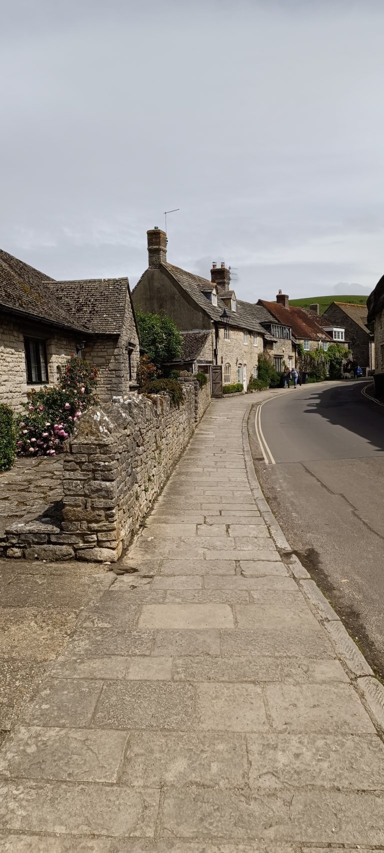 Street photo in Corfe Castle, United Kingdom by Layto Lillly