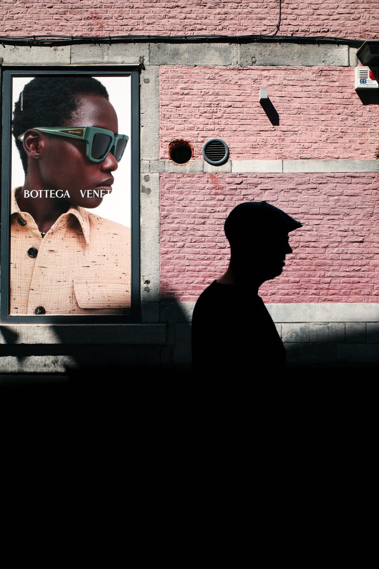 Street photo in Namur, Belgium by Duns Fin.