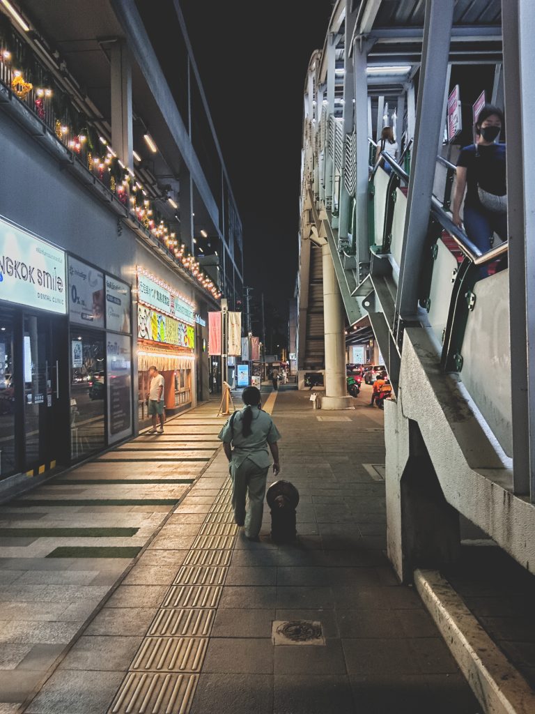 Street photo in Bangkok, Thailand by pam pam