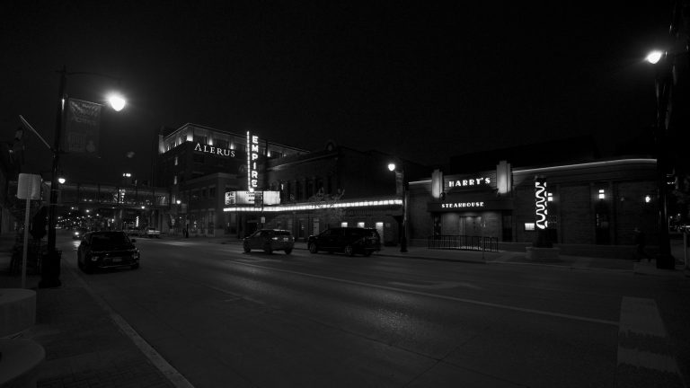 Street photo in Grand Forks, United States by Mike Carter