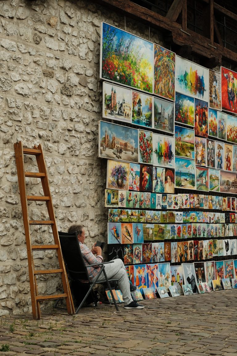 Street photo in Kraków, Poland by Dawid Kochman