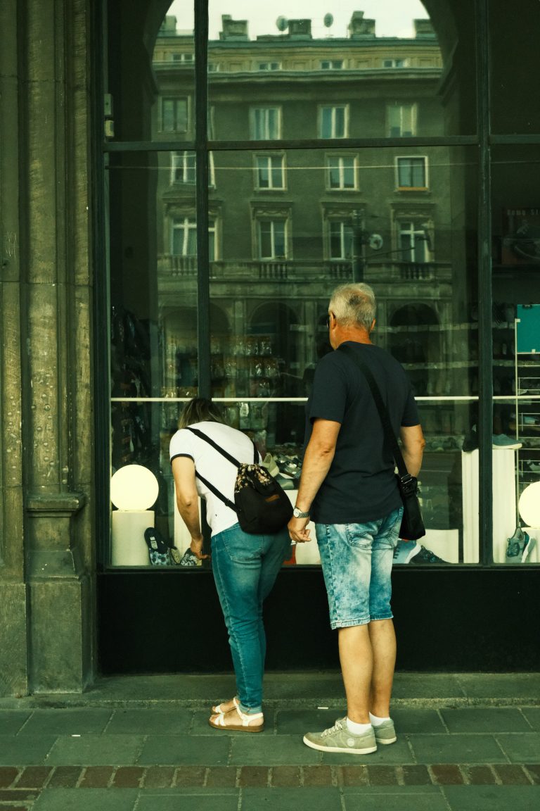 Street photo in Kraków, Poland by Dawid Kochman