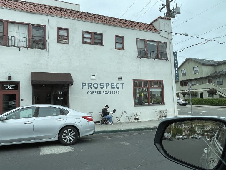 Street photo in Ventura, United States by Grant Sorensen