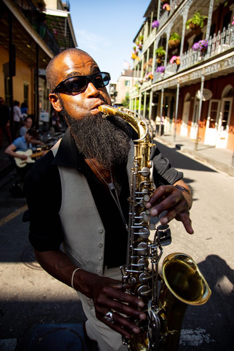 Street photo in New Orleans, United States by Michael Hancock