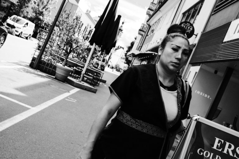 Street photo in Olten, Switzerland by Patrick Kurz