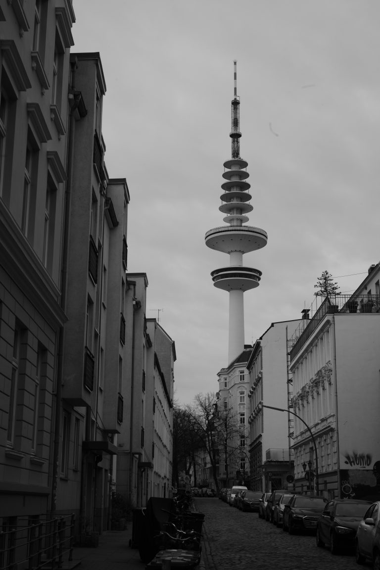 Photo by Nic Hinkel