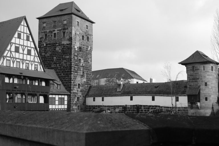 Photo by Nic Hinkel