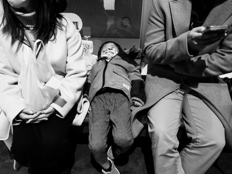 Street photo in Kanazawa, Japan by Liburek Nyvltu