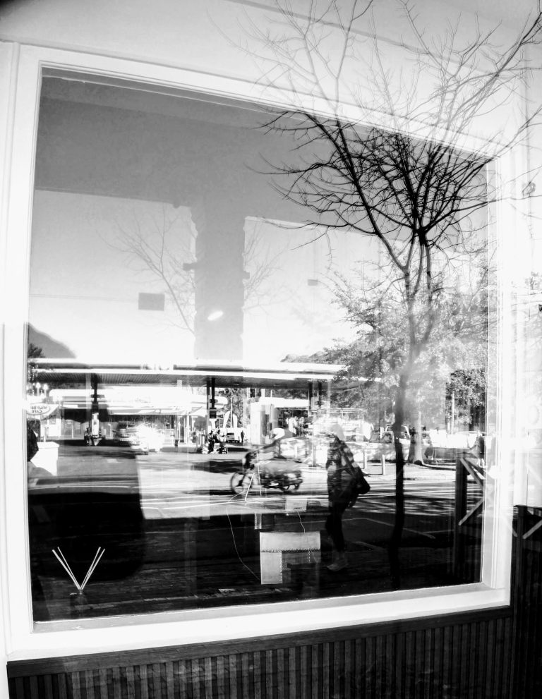 Street photo in Stellenbosch, South Africa by Rob Ridout